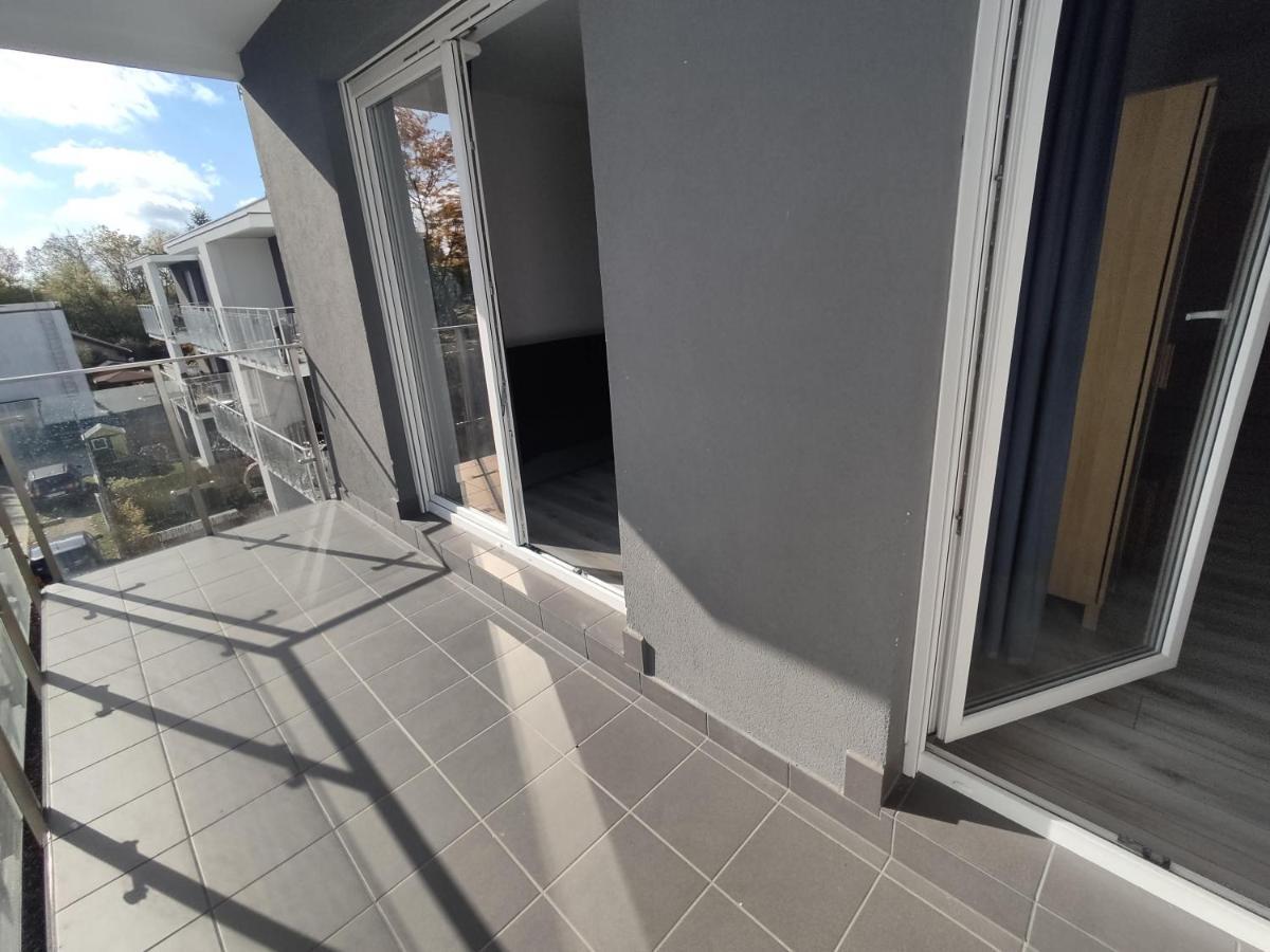 Apartment 1110 Smialego 39 - Tanie W Apartamencie - Samodzielne Zameldowanie - Self Check In Poznan