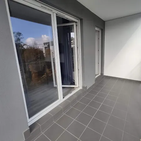 1110 Smialego 39 - Tanie Pokoje W Apartamencie - Samodzielne Zameldowanie - Self Check In Poznań Eksteriør bilde