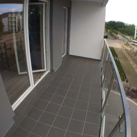 1110 Smialego 39 - Tanie Pokoje W Apartamencie - Samodzielne Zameldowanie - Self Check In Poznań Eksteriør bilde