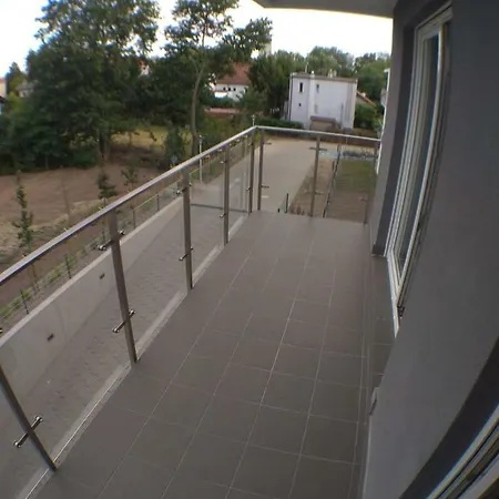 1110 Smialego 39 - Tanie Pokoje W Apartamencie - Samodzielne Zameldowanie - Self Check In Poznań Eksteriør bilde