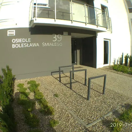 1110 Smialego 39 - Tanie Pokoje W Apartamencie - Samodzielne Zameldowanie - Self Check In Poznań Eksteriør bilde
